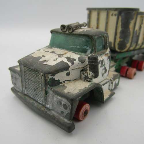 Matchbox Ring size K-16 Dodge Tractor with trailer - no tyres - includes extra broken trailer