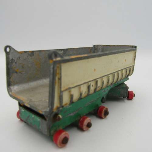Matchbox Ring size K-16 Dodge Tractor with trailer - no tyres - includes extra broken trailer