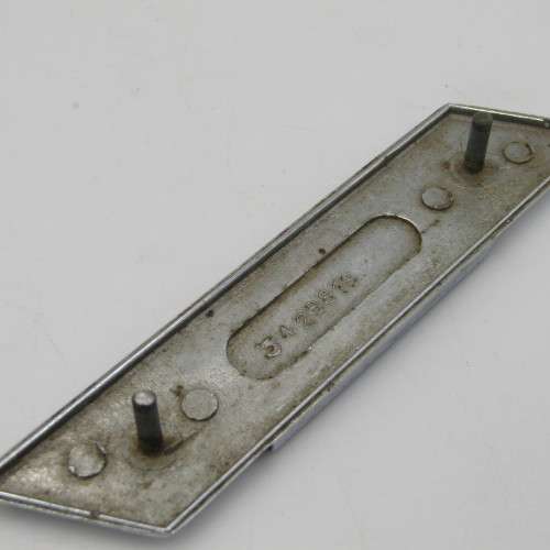 Vintage Chevrolet 2.5 car badge