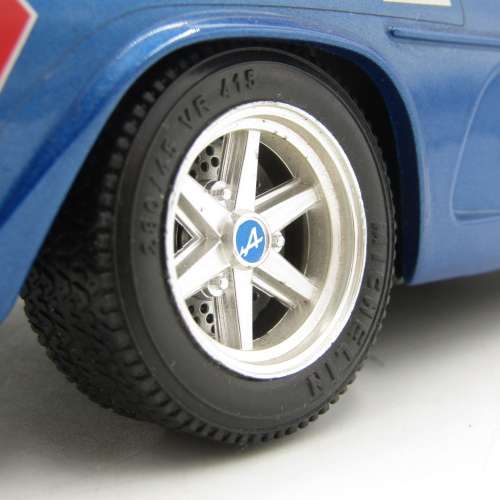 Bburago Alpine Renault A110 die-cast racing model car - scale 1/16 - head light lens missing