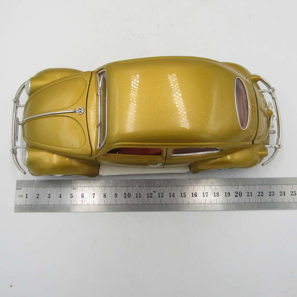 Bburago 1955 Volkswagen Beetle die-cast model car - 1,000,000th edition - scale 1/18
