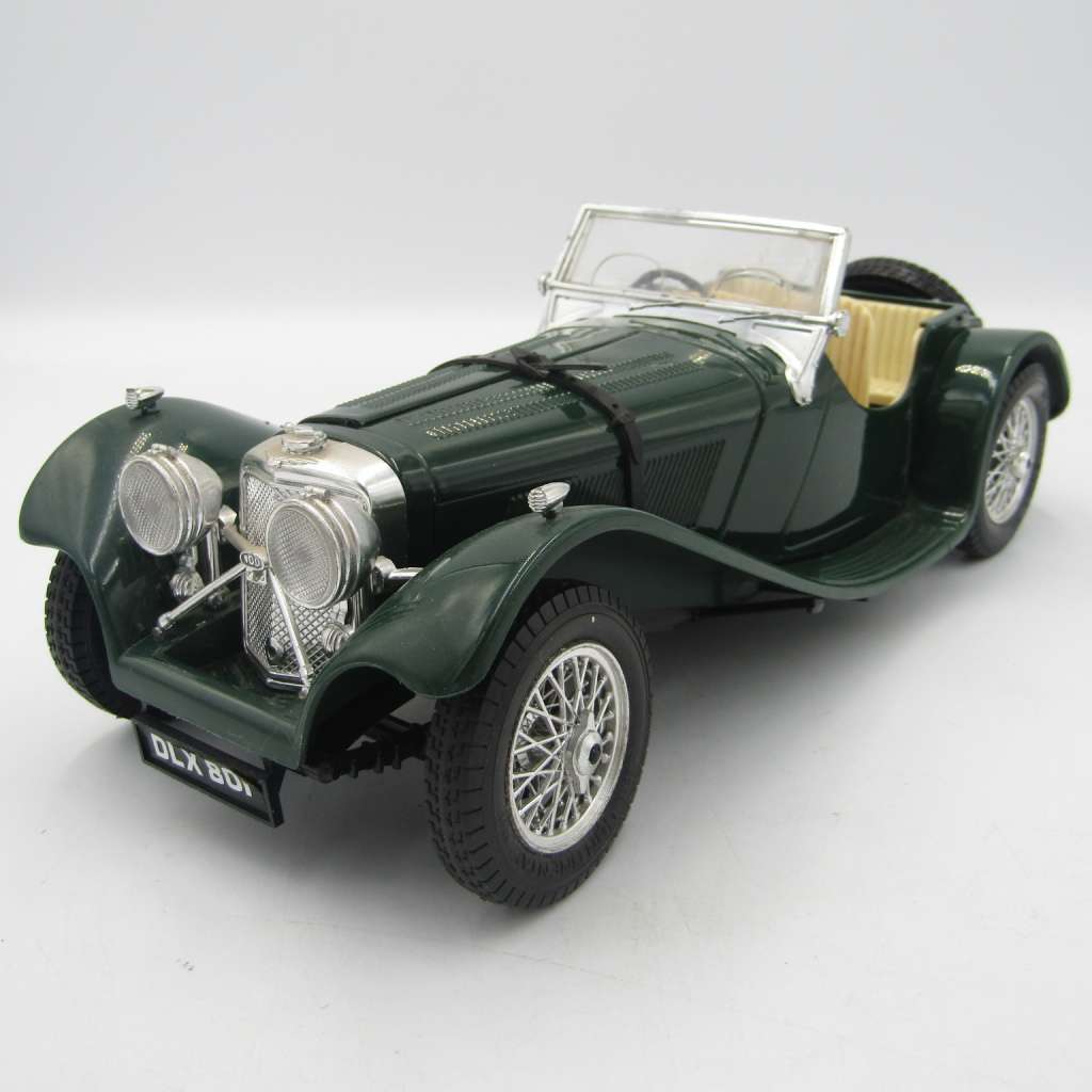 Bburago 1937 Jaguar SS 100 die-cast model car - scale 1/18