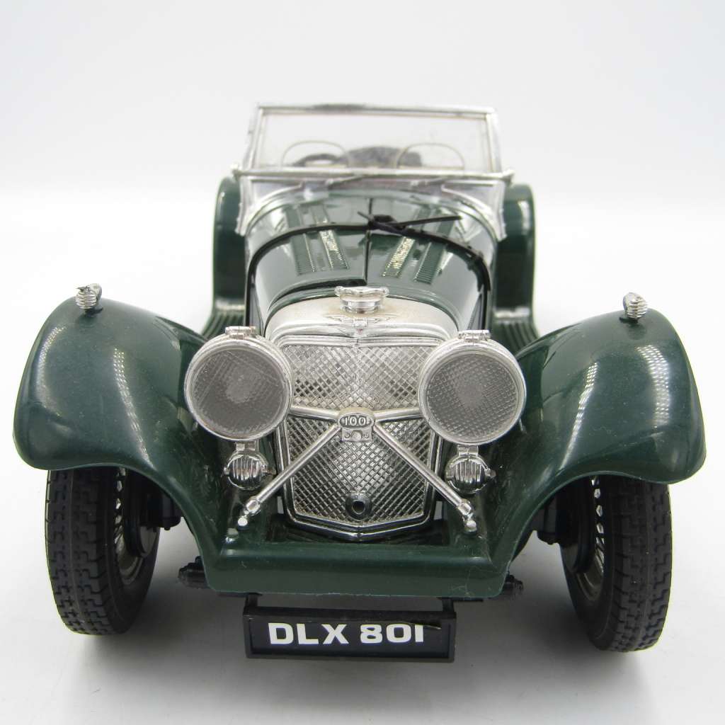 Bburago 1937 Jaguar SS 100 die-cast model car - scale 1/18
