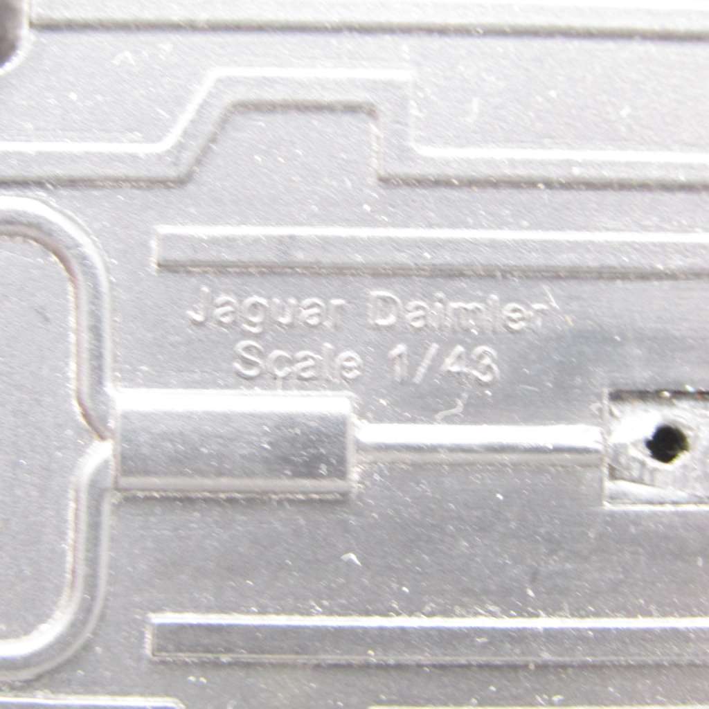 Universal Hobbies Jaguar Daimler die-cast model car - scale 1/43 - mirror missing