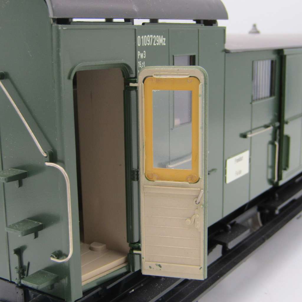 Marklin Gauge 1 Luggage Car wagon #5808