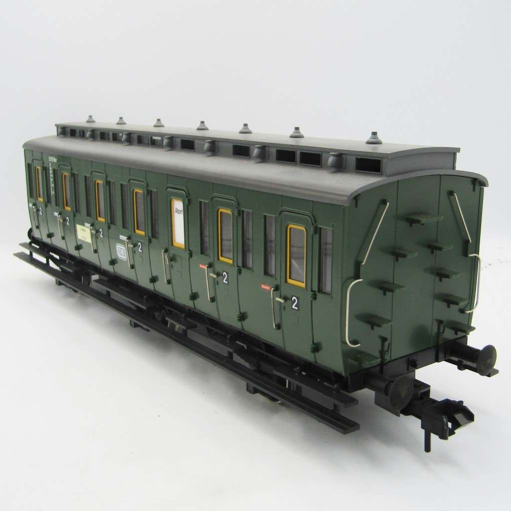 Marklin Gauge 1 Passenger coach wagon #5804