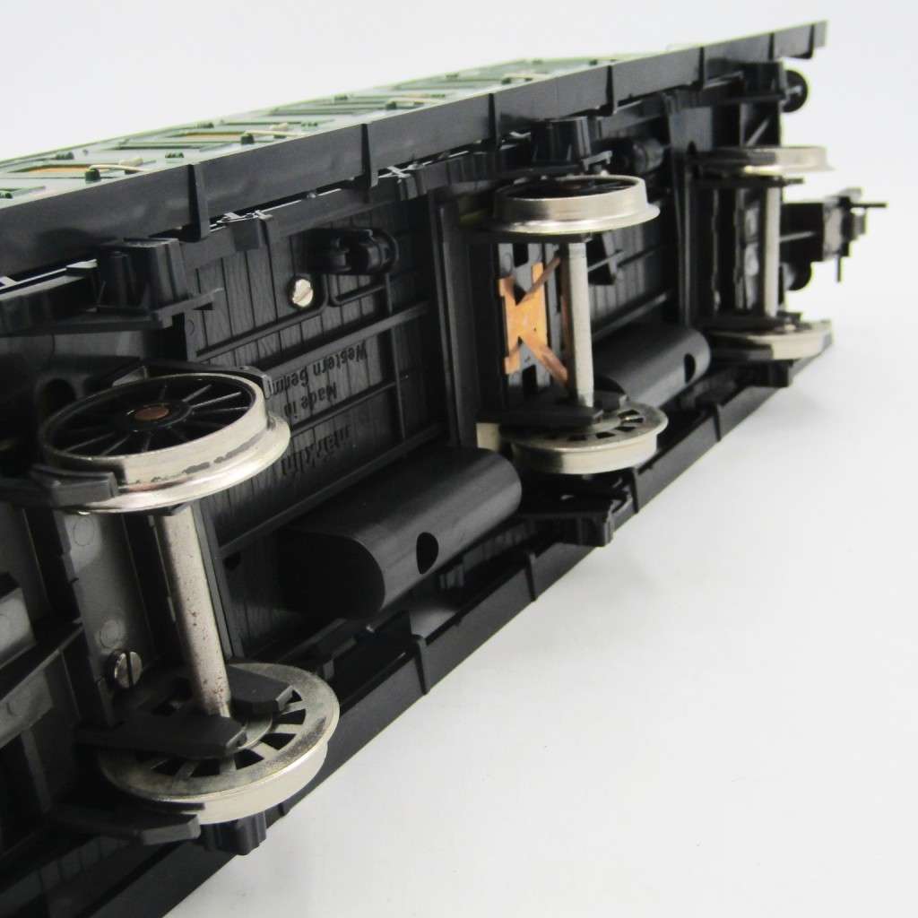 Marklin Gauge 1 Passenger coach wagon #5804