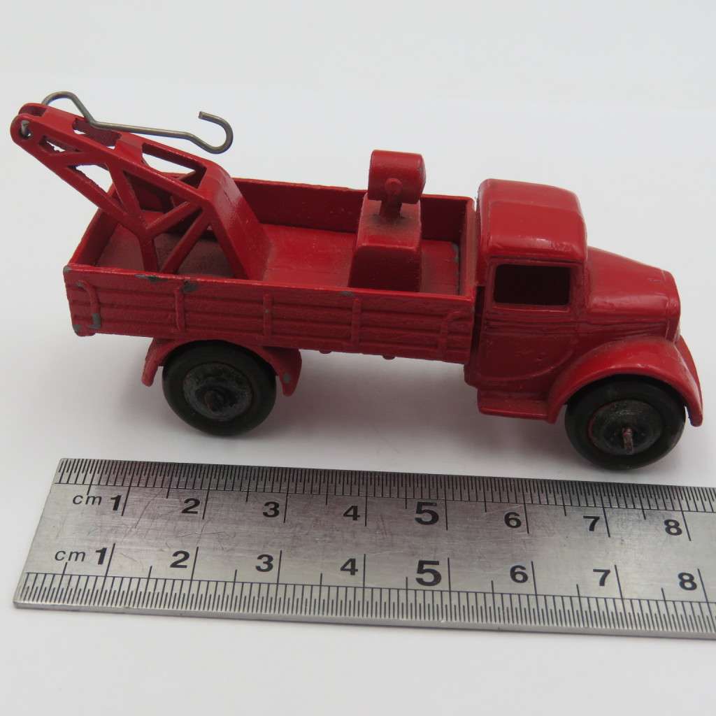 Meccano Dinky Toys die-cast wrecker truck