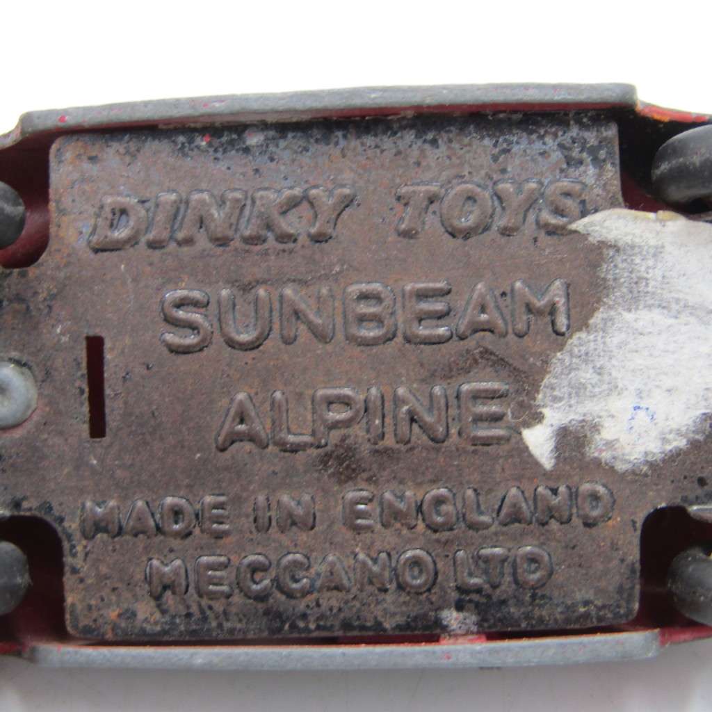 Dinky Toys #107 Sunbeam Alpine die-cast toy car - well used