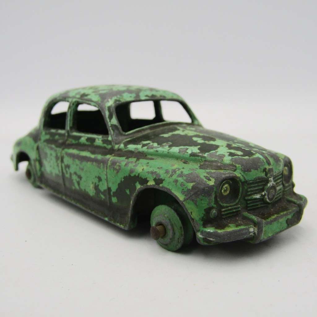 Dinky Toys Rover 75 die-cast toy car - no tyres - repainted