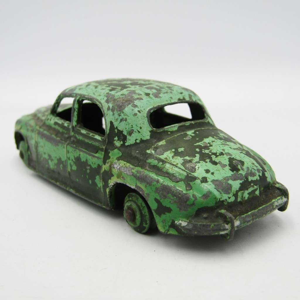 Dinky Toys Rover 75 die-cast toy car - no tyres - repainted