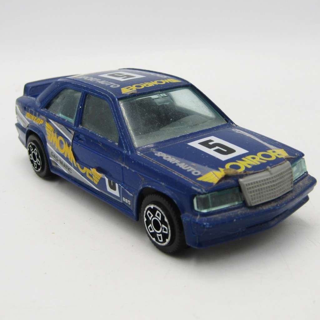 Bburago Mercedes 190 E die-cast racing model car - scale 1/43