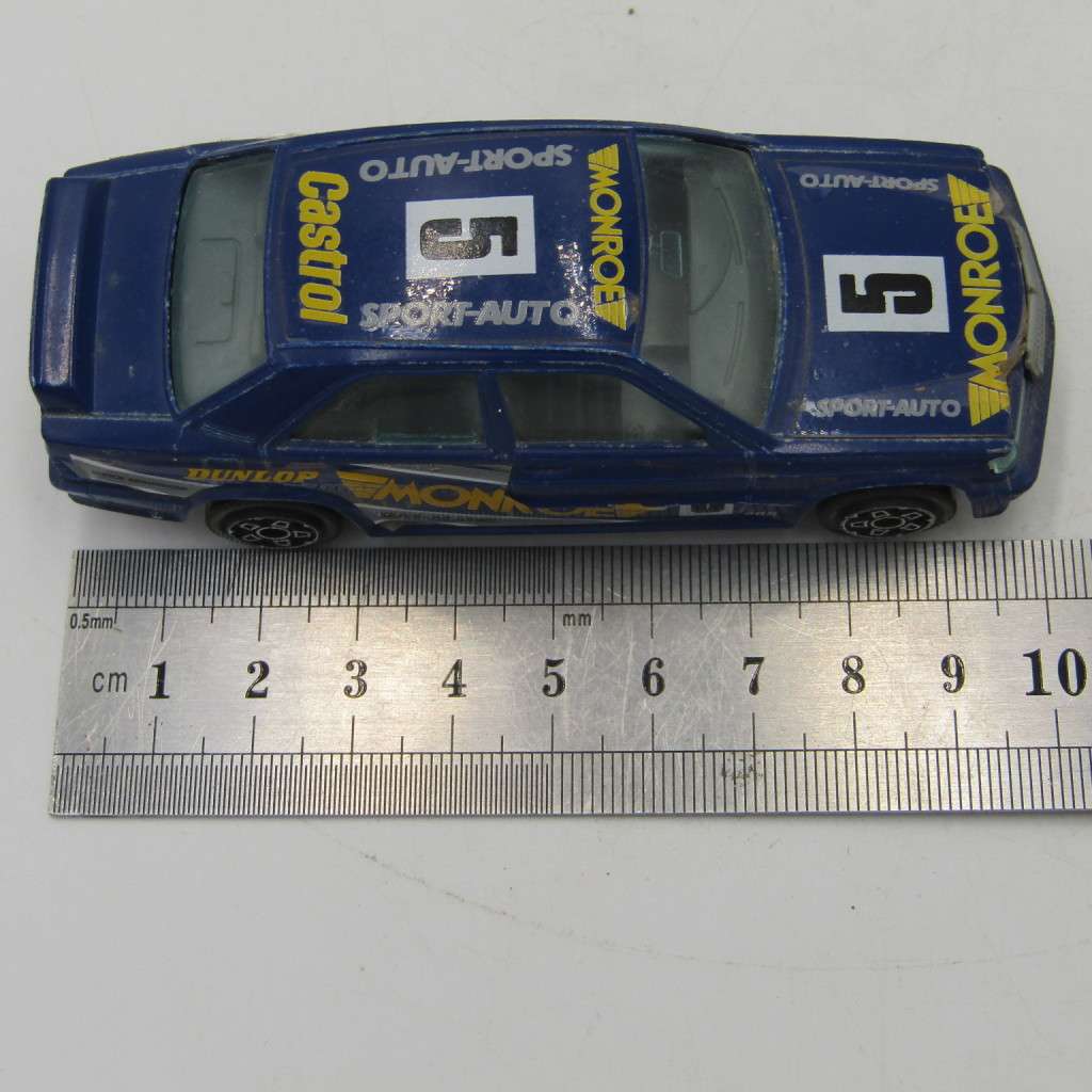 Bburago Mercedes 190 E die-cast racing model car - scale 1/43