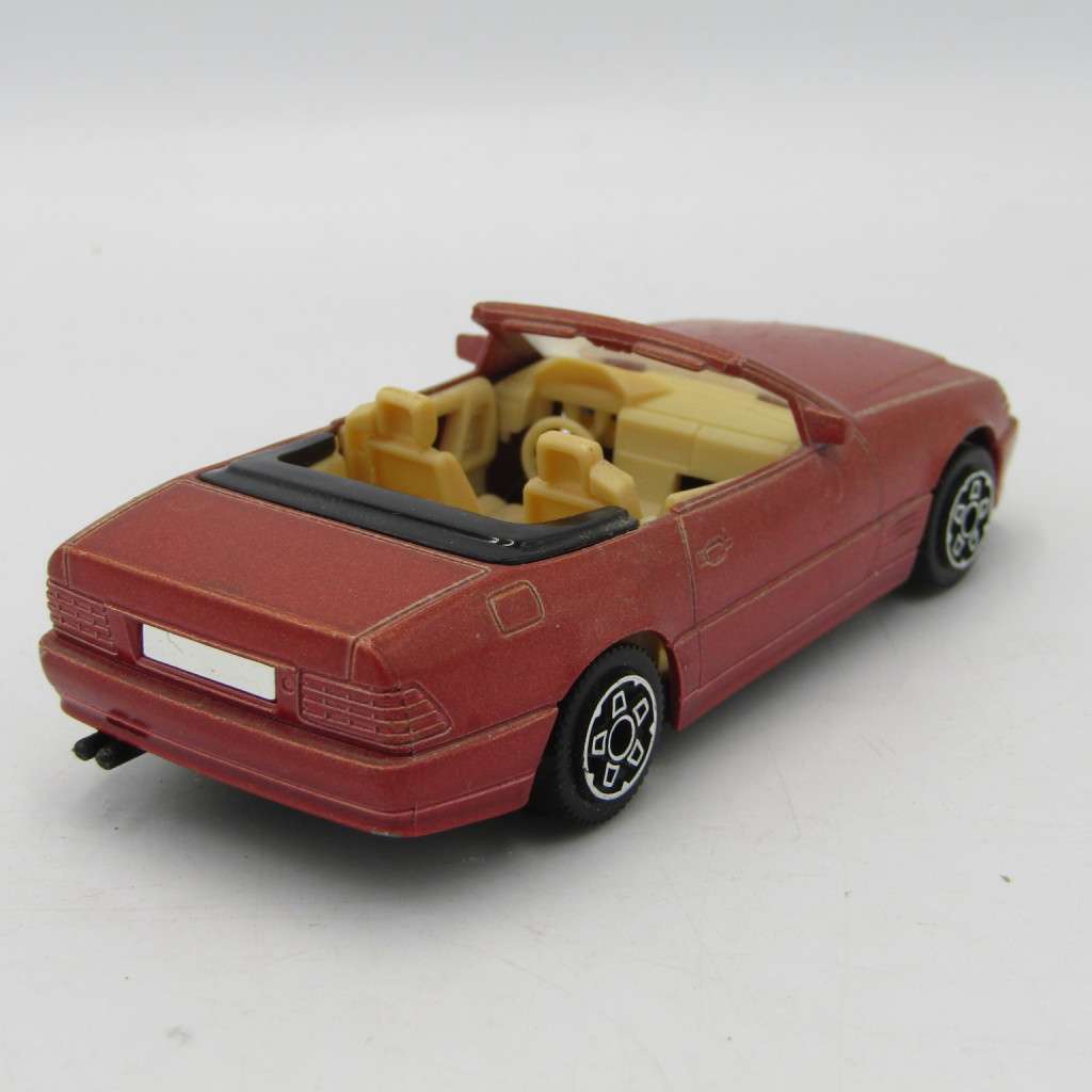 Bburago Mercedes 300 SL die-cast racing model car - scale 1/43