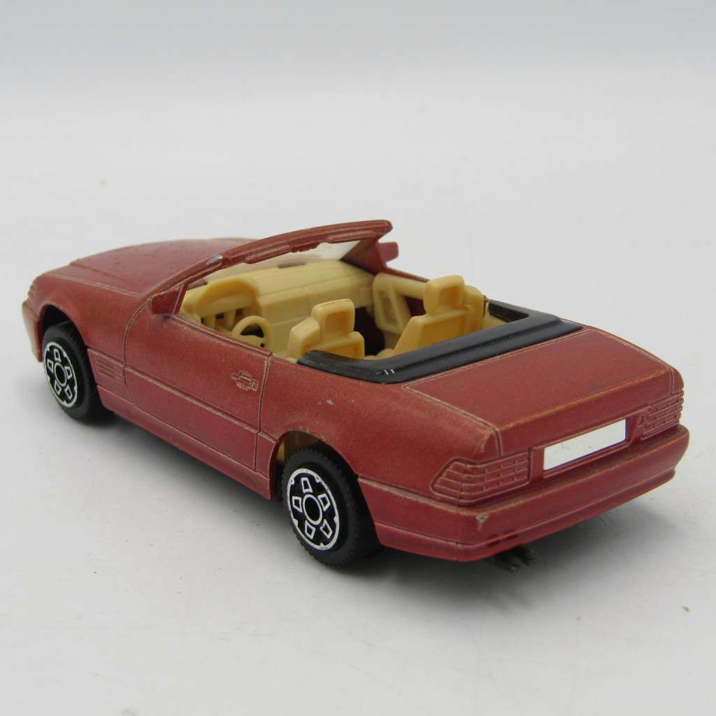 Bburago Mercedes 300 SL die-cast racing model car - scale 1/43