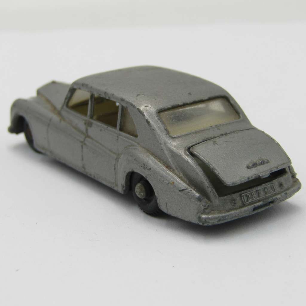 Matchbox Moko Lesney #44 Rolls Royce Phantom V die-cast toy car