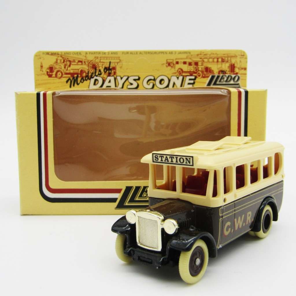 Lledo Dennis Coach Great Western Railways in box