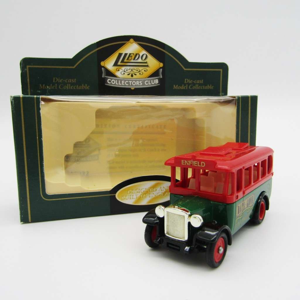 Lledo 1935 Dennis Single deck coach Collectors Club 1998 in box