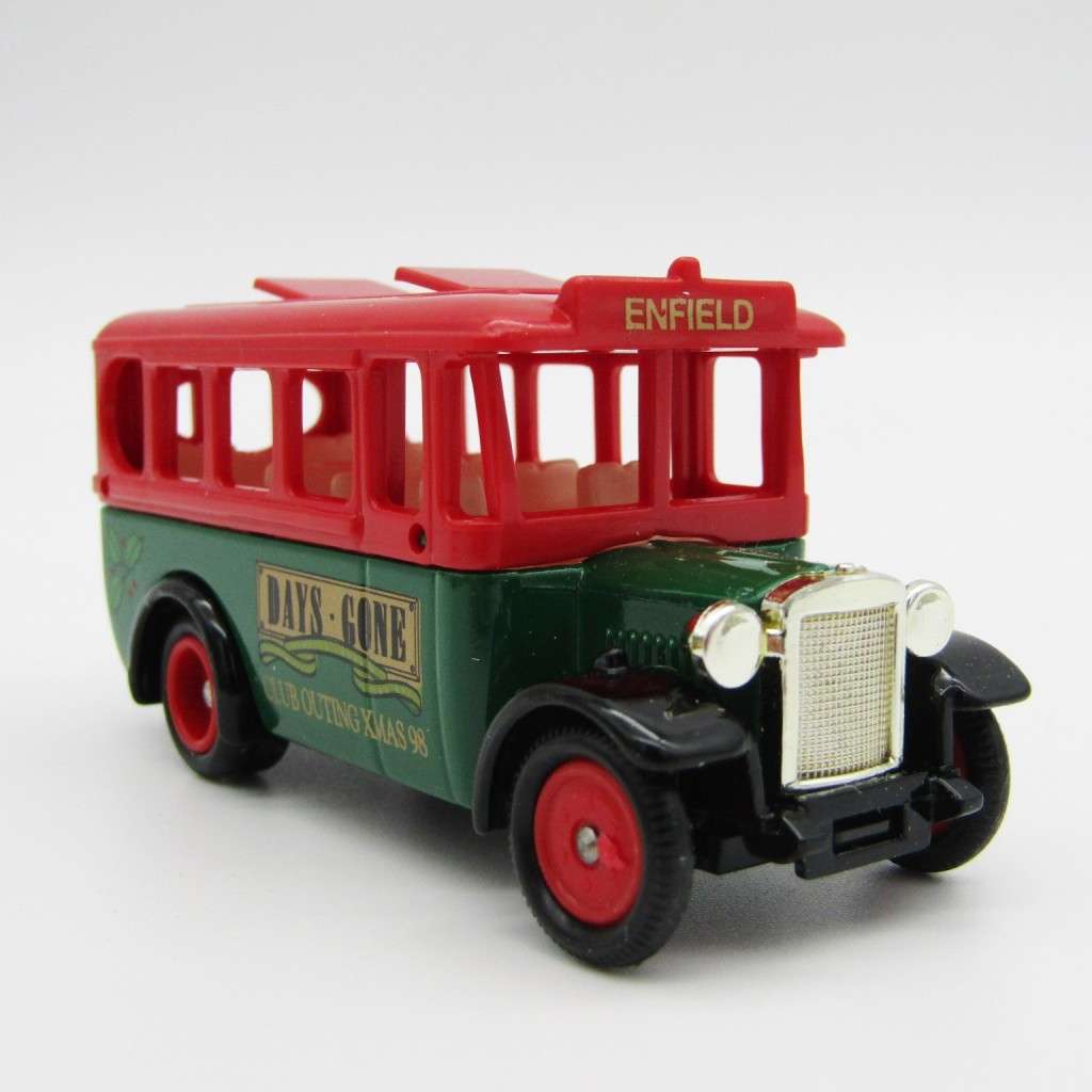 Lledo 1935 Dennis Single deck coach Collectors Club 1998 in box