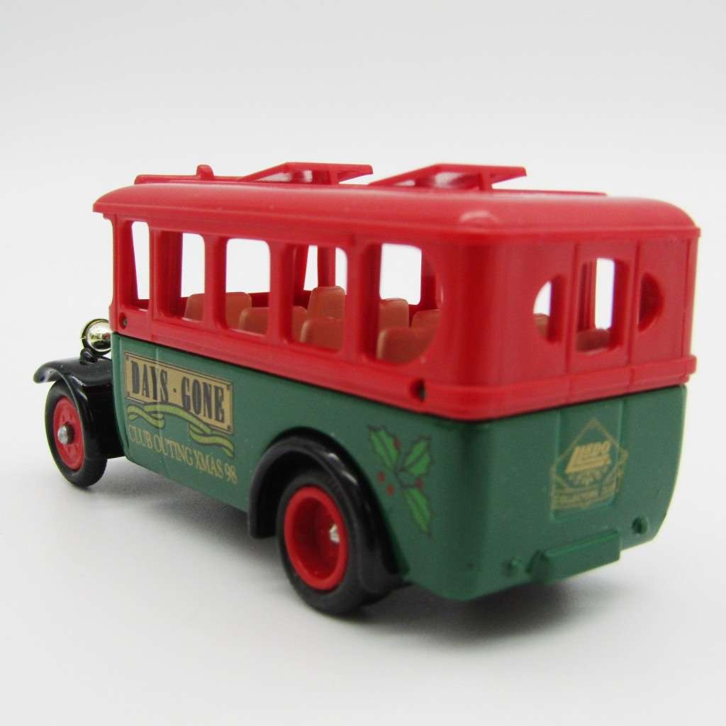 Lledo 1935 Dennis Single deck coach Collectors Club 1998 in box