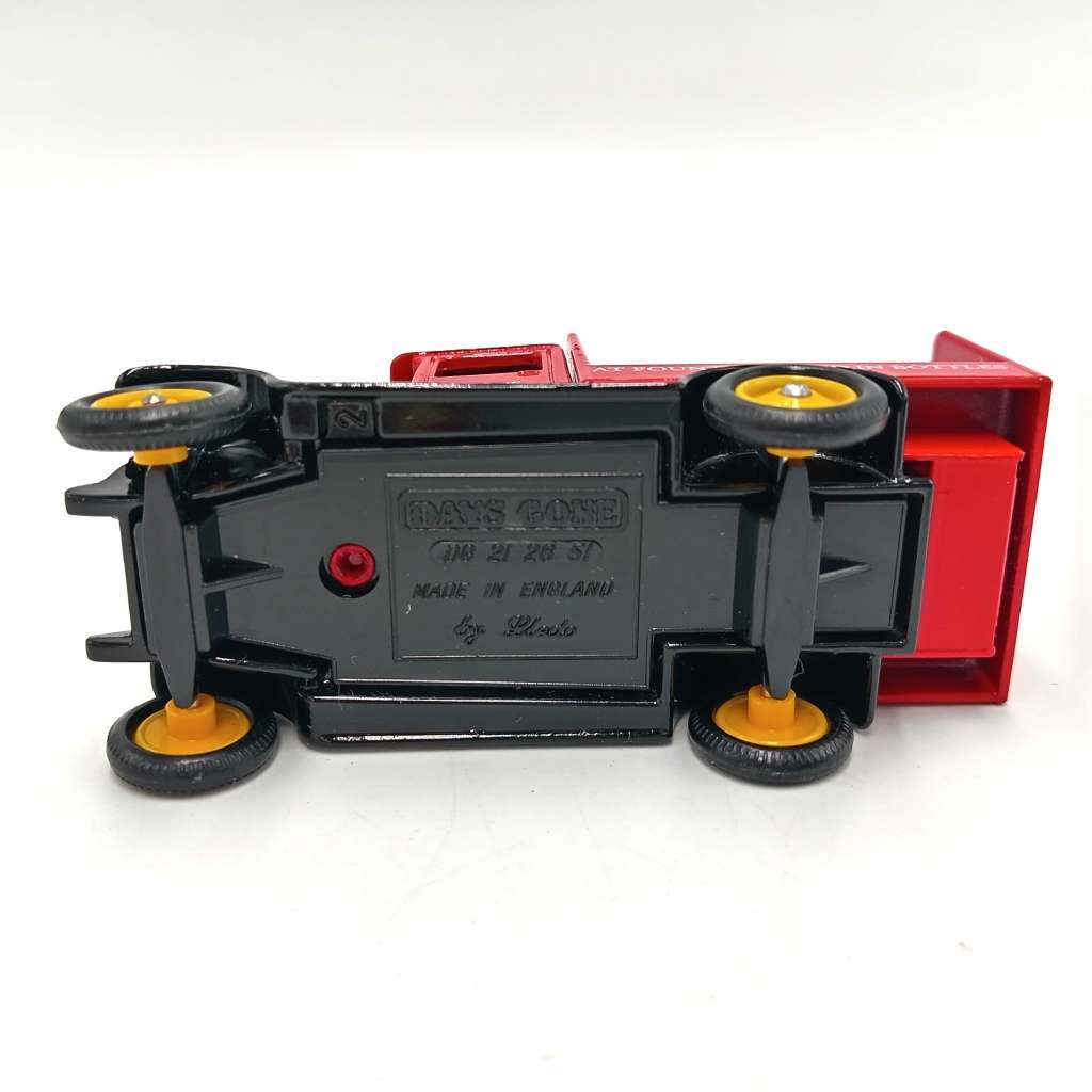 Lledo 1928 Chevrolet Dr Pepper advertisement die-cast model car in box