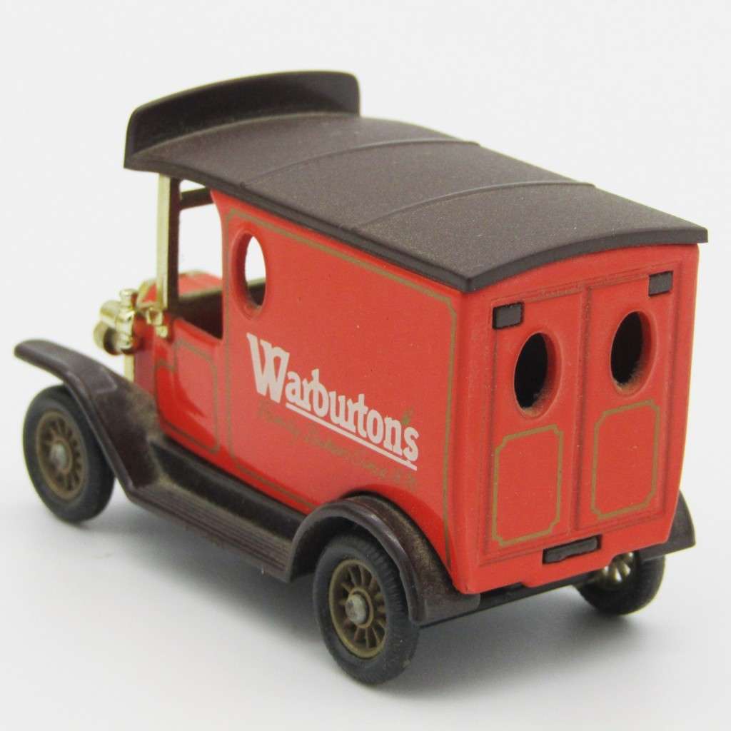 Lledo metal replicas Model T Ford Warburton`s in box