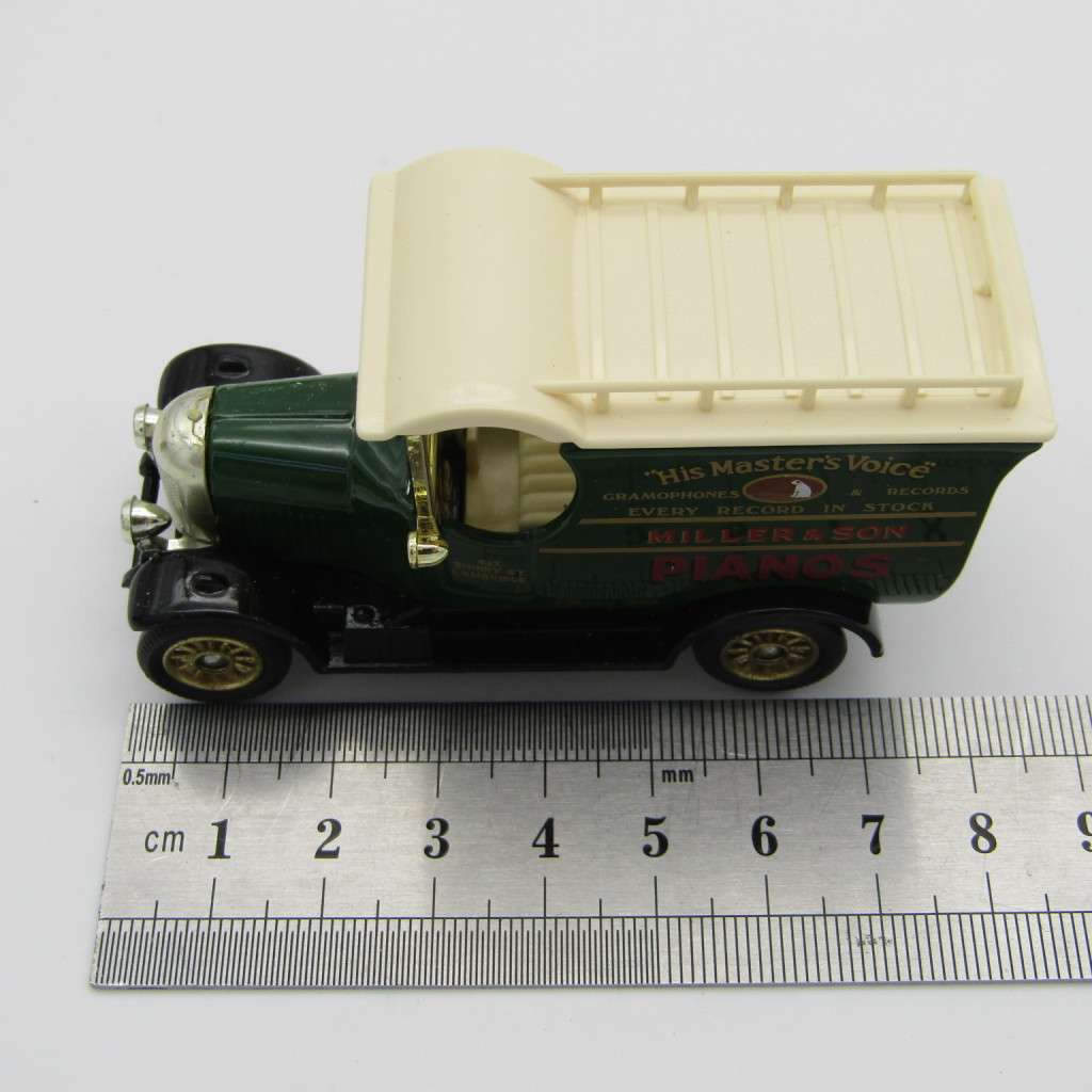 Lledo days gone Bull nose 1926 Morris Van Miller & Son Pianos