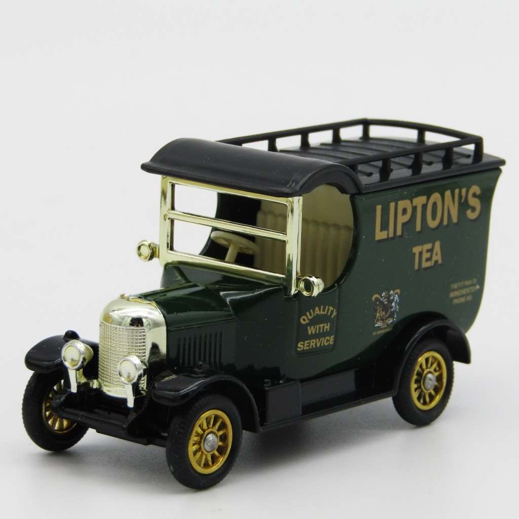 Lledo Days Gone 1926 Bull Nose Morris Van Lipton`s Tea