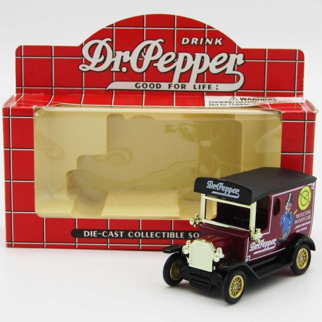 Lledo Ford Model T Dr Pepper delivery van in box