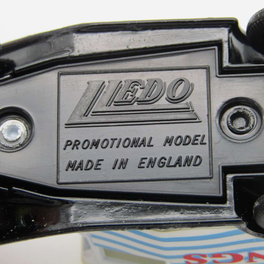 Lledo Ford Model A Cornish Fairings delivery van model car in box