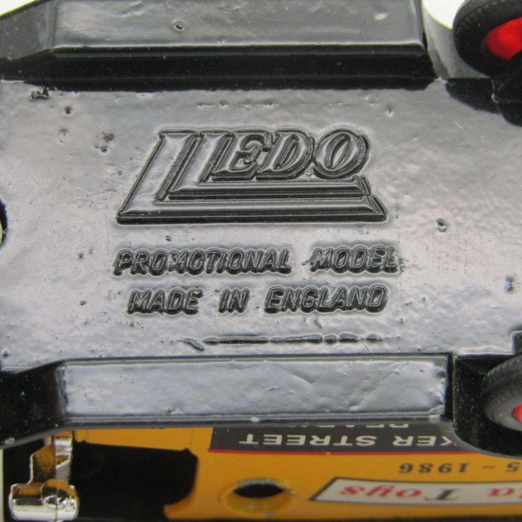 Lledo Ford Model T Cada Toys delivery van in box