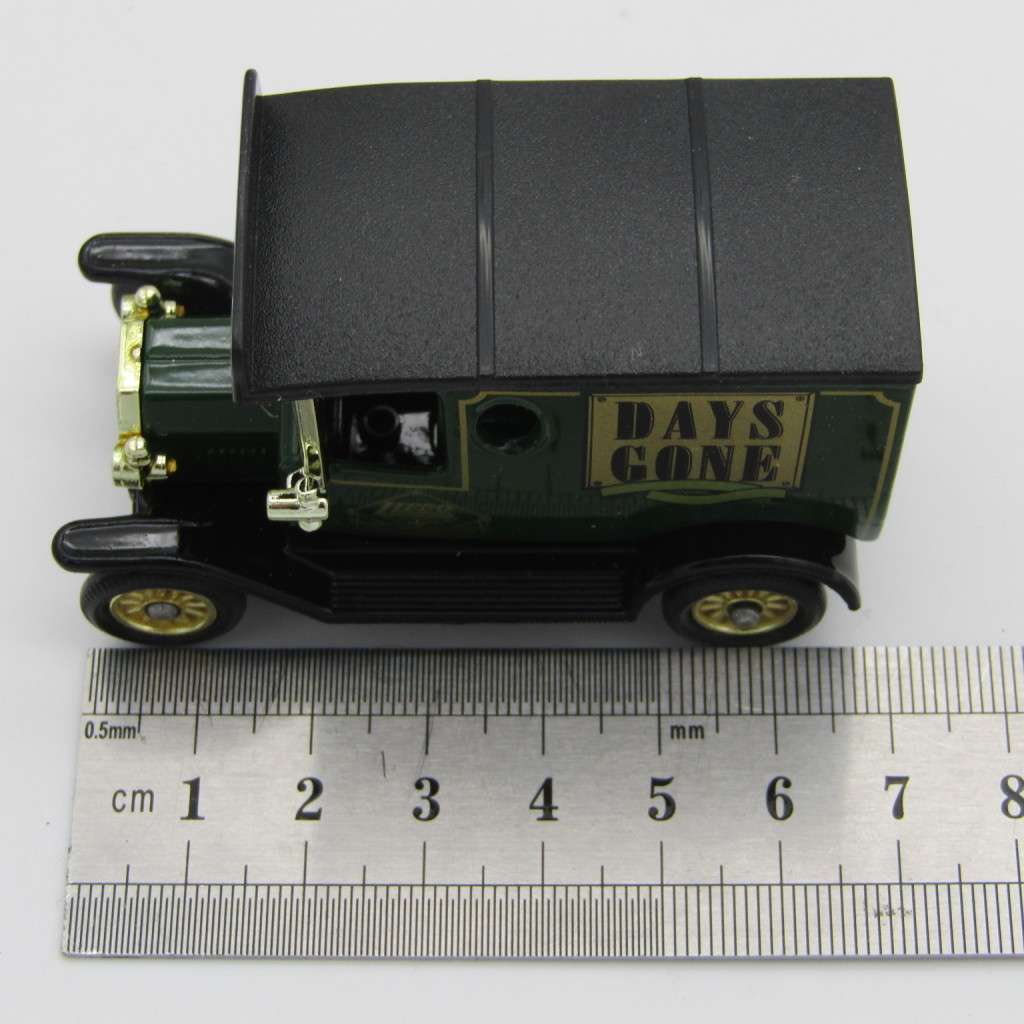 LLedo 1920 Ford Model T Collectors Club 1997 Days Gone delivery van in box