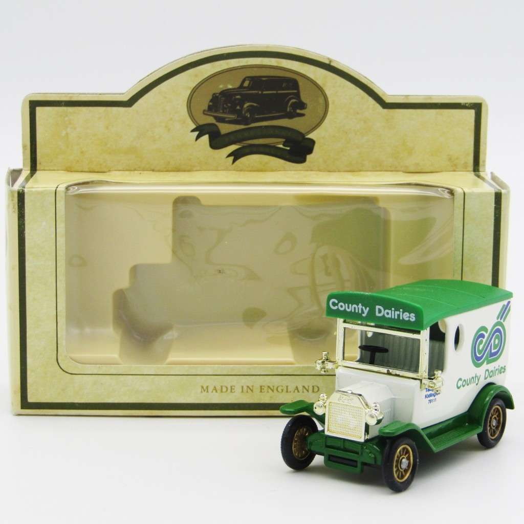 Lledo Ford Model T Country Dairies delivery van in box
