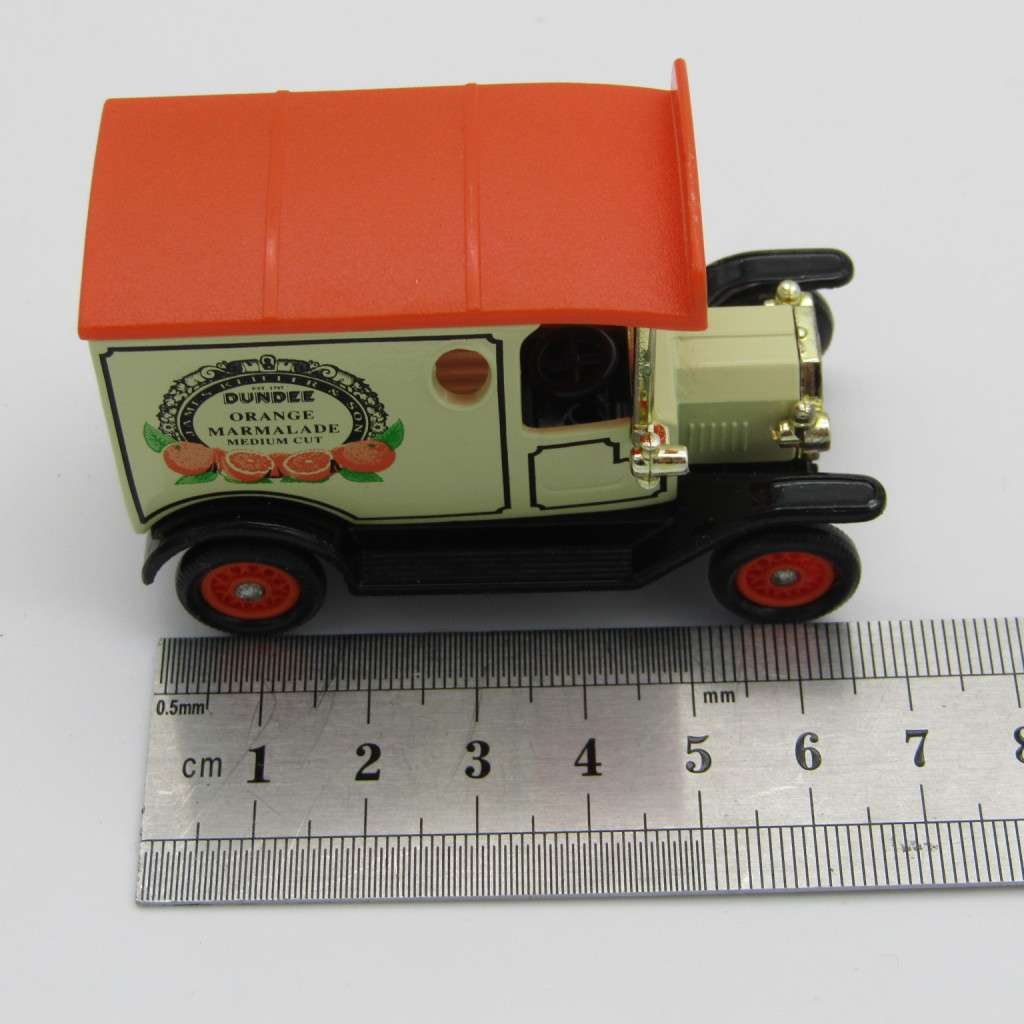 Lledo Ford Model T Dundee delivery van in box