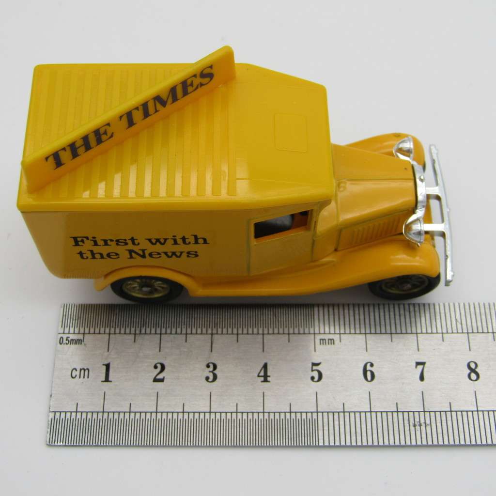 Lledo Ford Model A The Times delivery van model car in box