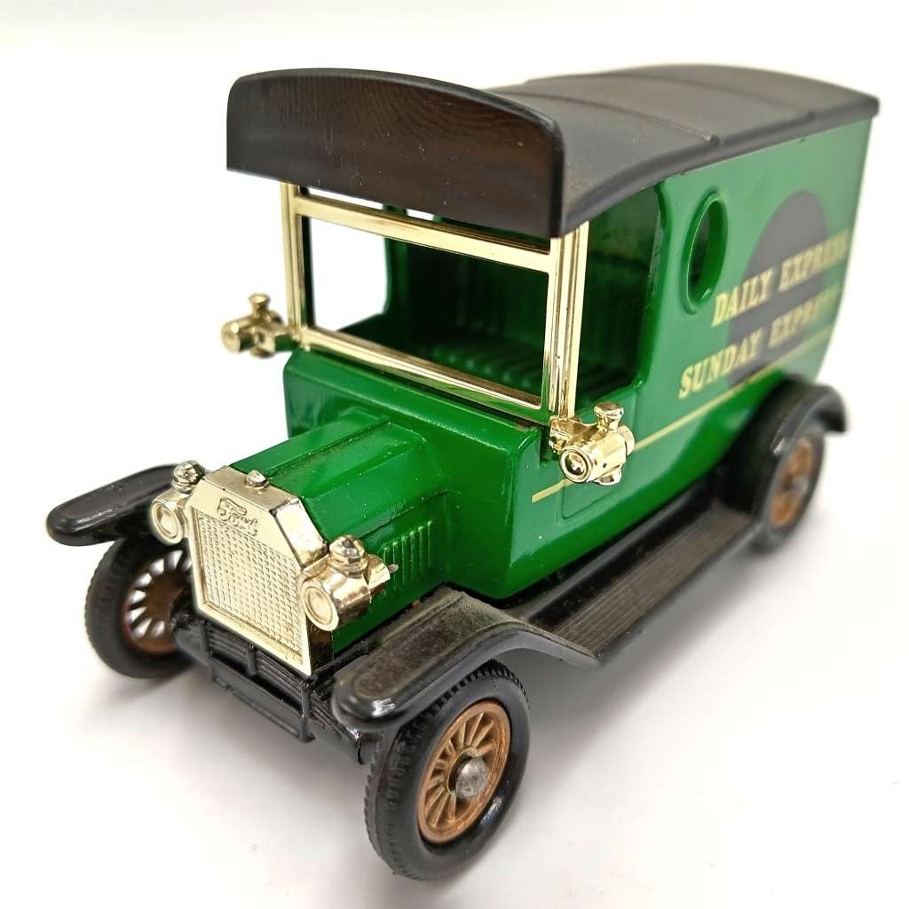 Lledo Ford model T The Northern Daily delivery van in box