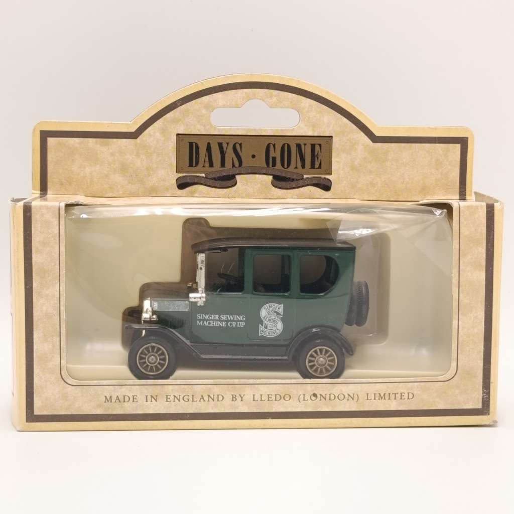 Lledo Ford Model T Singer sewing machine model car in box
