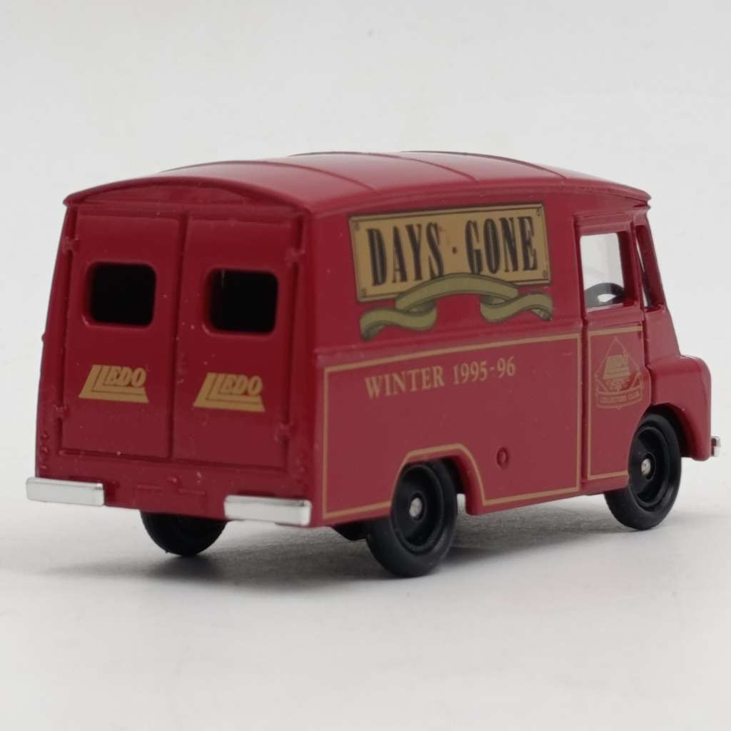 Lledo 1959 Morris LD 150 van collectors Club 1995-96 die-cast model car in box