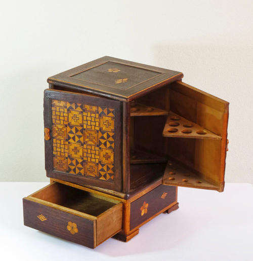 BEAUTIFUL vintage/antique cigar humidor