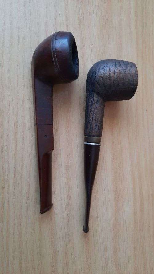 2x vintage smoking pipes