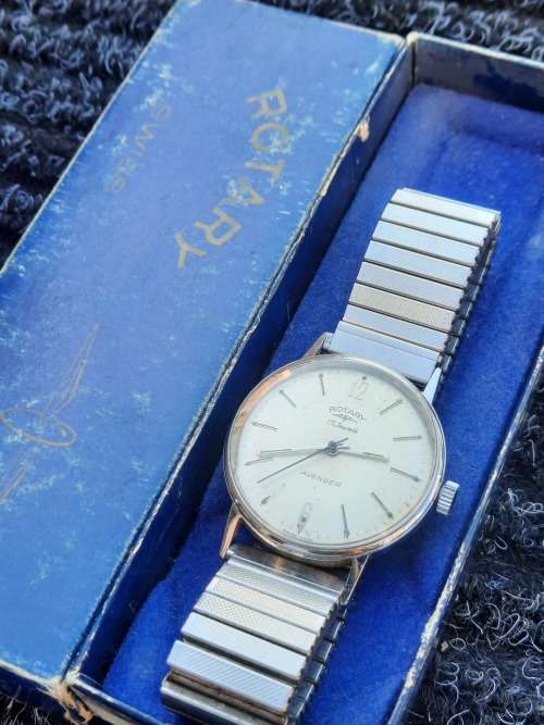 vintage men's rotary avenger watch