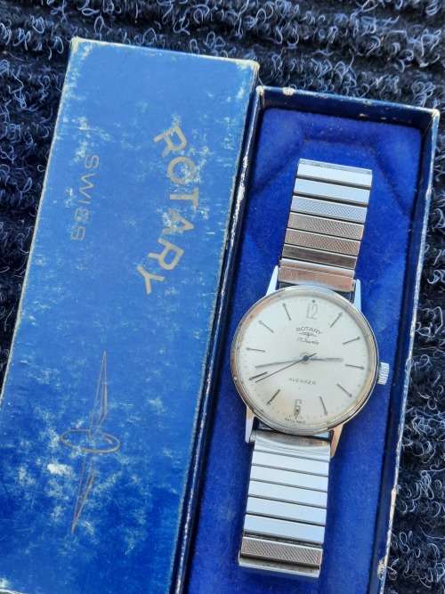 vintage men's rotary avenger watch