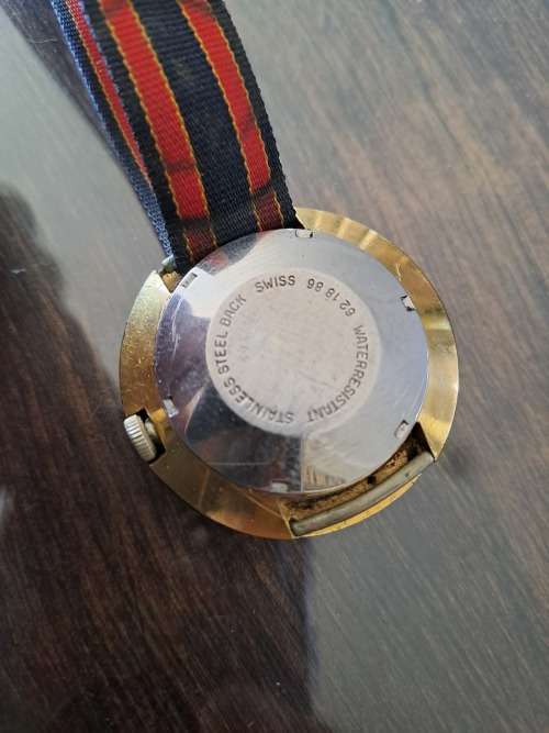 vintage men's rotary automatic watch