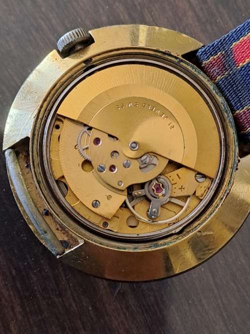 vintage men's rotary automatic watch