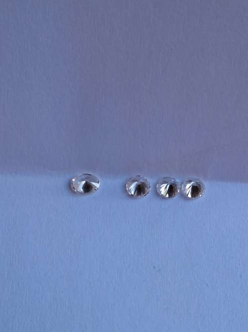4x loose Diamonds