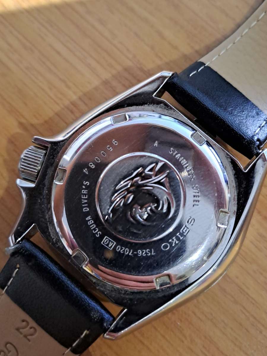 Vintage men`s seiko diver`s