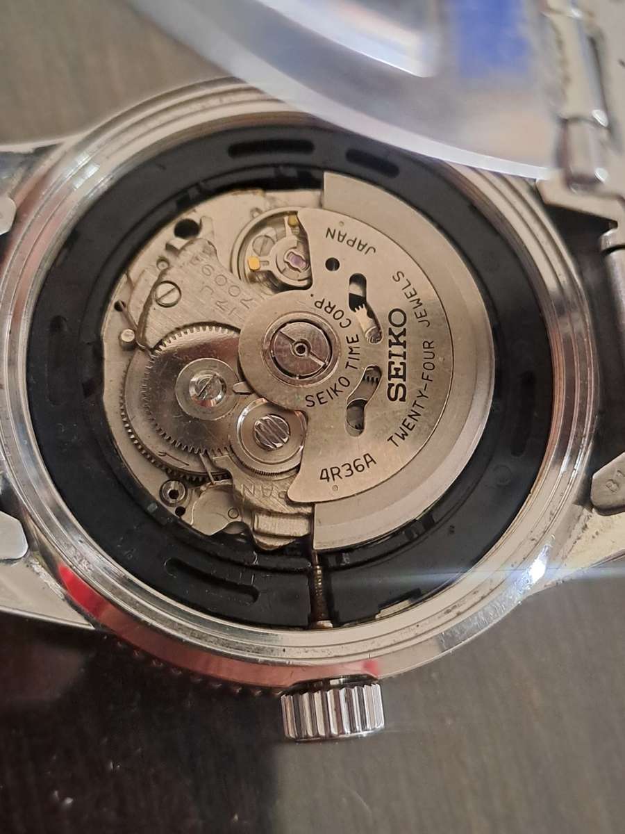 Vintage men`s seiko automatic divers