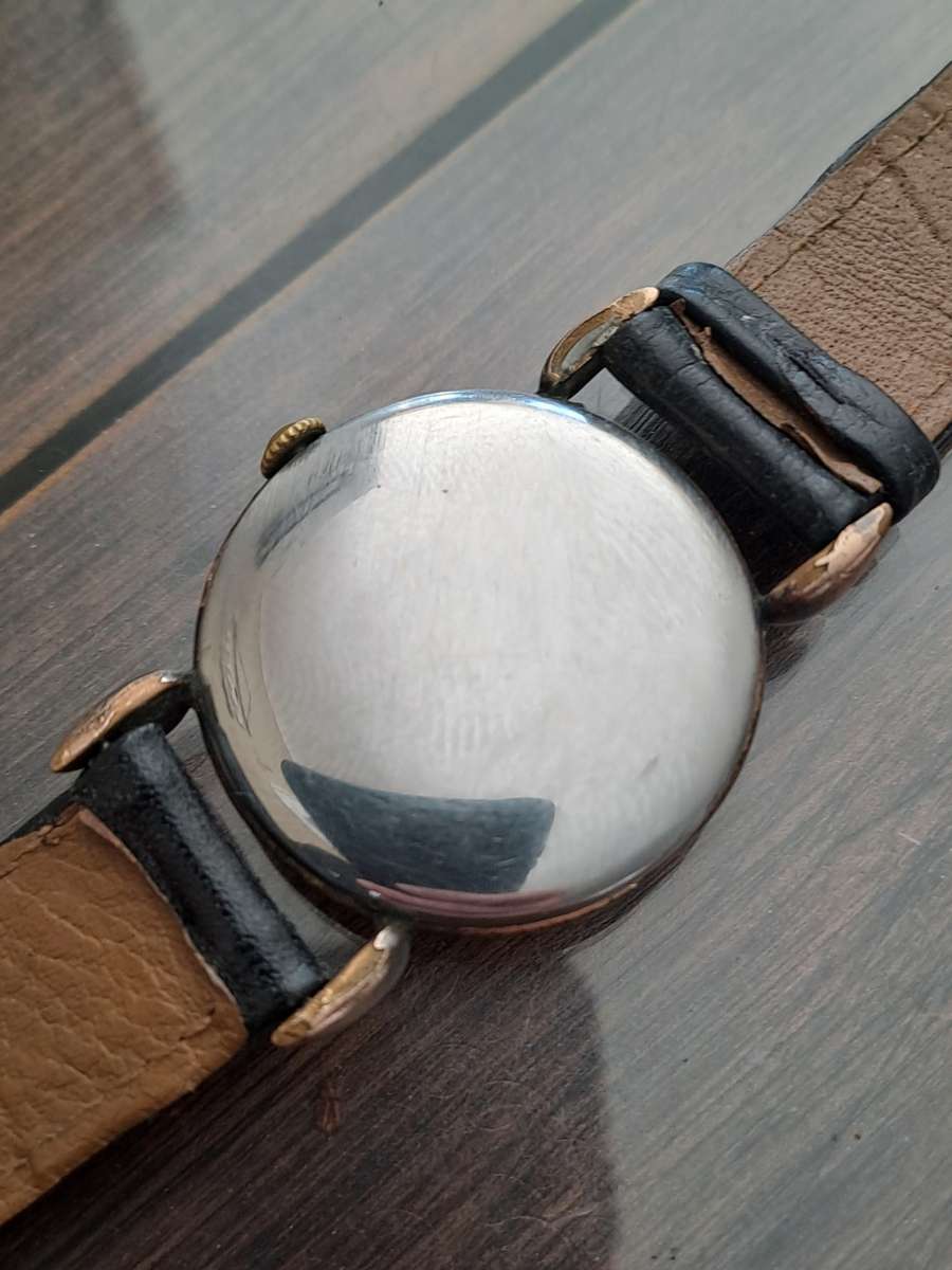 Vintage men`s Record watch Geneve