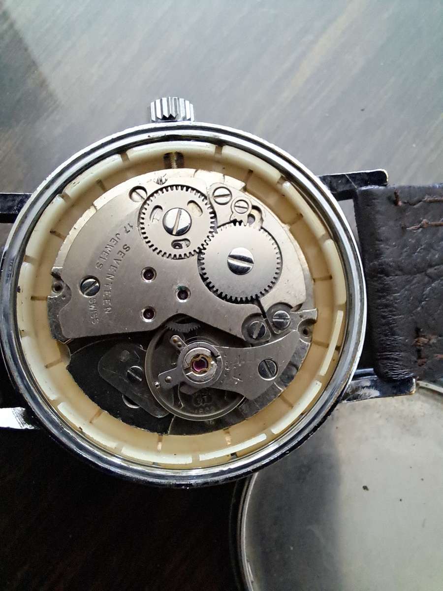 Vintage men`s rotary avenger