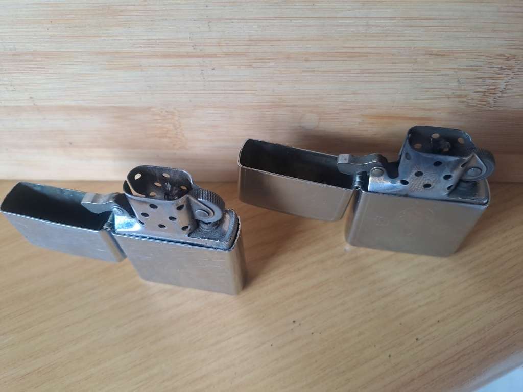 2x vintage Zippo lighter one bid takes all